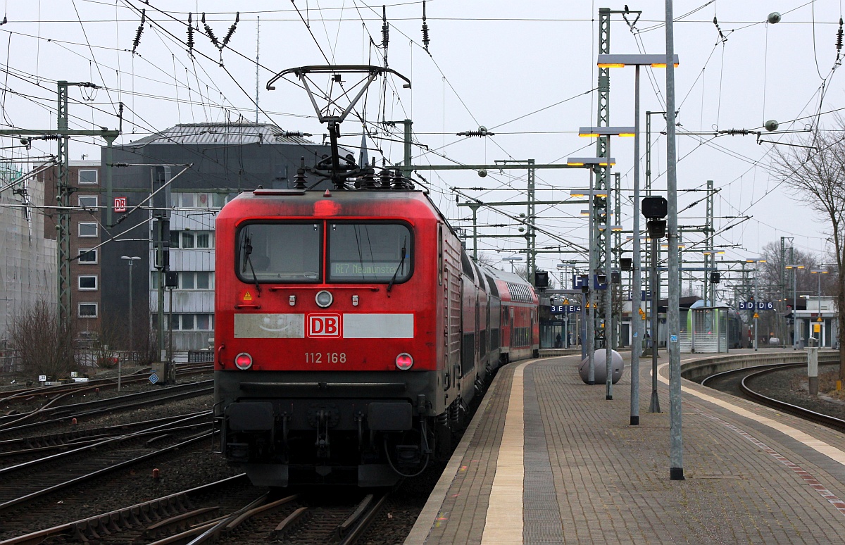 112 168 kam mit ihrem Zug aus Kiel endete in Neum�nster und fuhr wenig sp�ter als RE7 nach Flensburg. 24.03.18