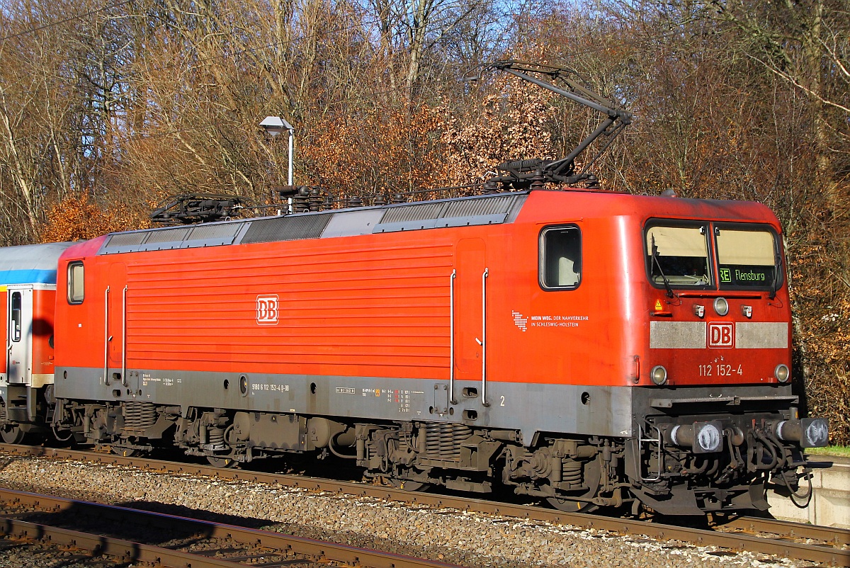 DB 112 152-4 im Portrait aufgenommen in Schleswig. 24.11.2013