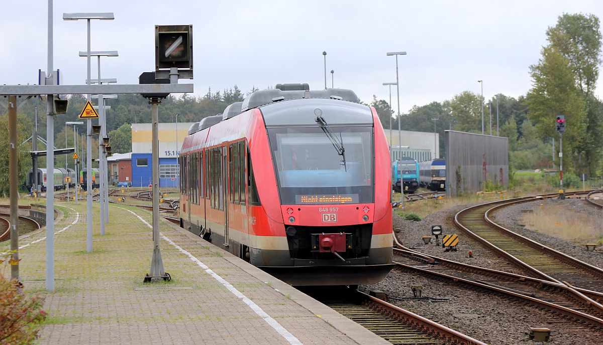 DB 648 457/957 macht  Pause  im Bhf Husum. 28.09.2019