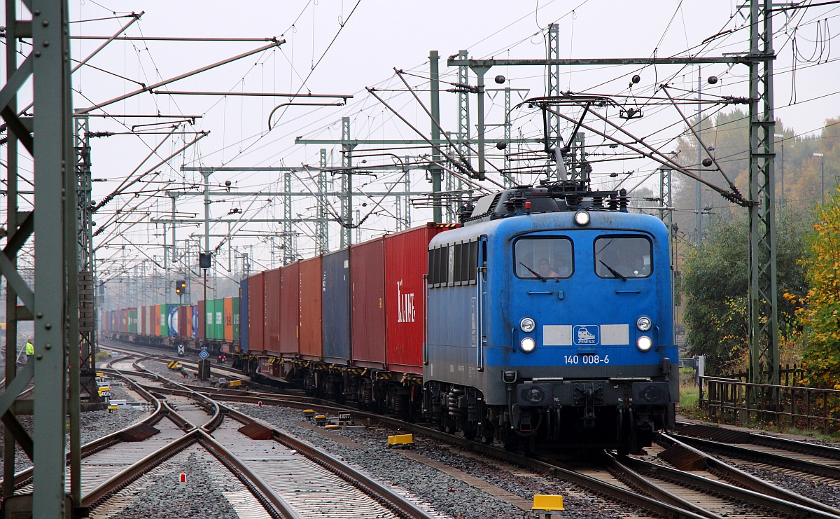 PRESS  140 008-4  140 845-9 mit Containerzug. HH-Harburg 29.10.2022
