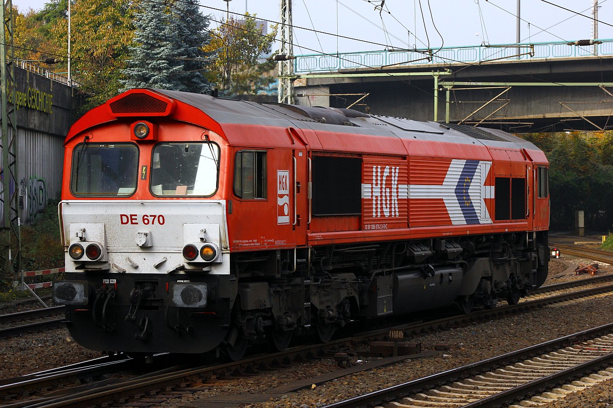 Pure Power in Portrait...HGK/RHC 266 070-2(REV/216/29.09.11)dieselt hier gemütlich durch Hamburg-Harburg Richtung Maschen. 28.10.2015