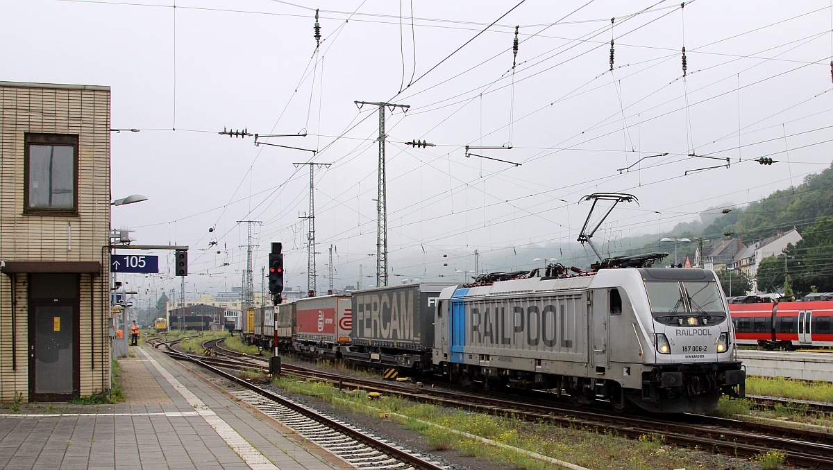 RailPool 187 006-2(REV/18.06.15, 1.Verl/15.03.22) mit Coil Transport. Koblenz Hbf 13.09.2021