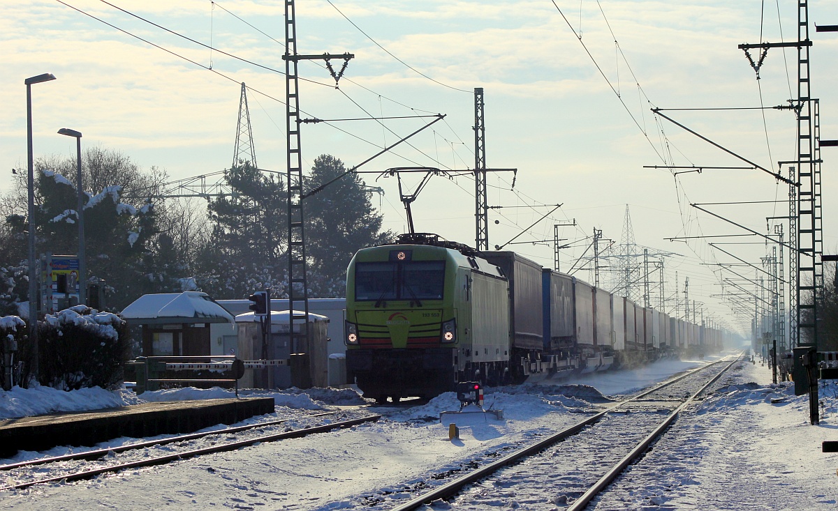 TXL/ATLU 193 553-5 mit dem Lauritzen KLV nach Padborg/DK, J�bek 05.03.2018
