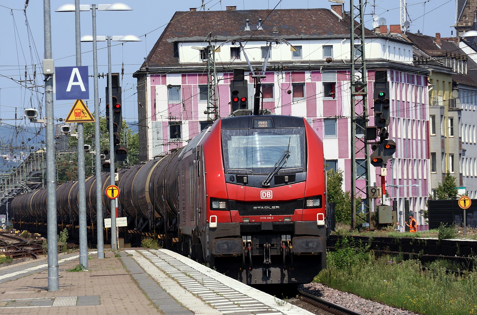 ELP/DB 2159 206-2 mit Kesselzug Durchfahrt Koblenz Hbf. 12.08.2025