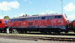 Auch in Nieb�ll die leicht abgerockt wirkende Ulmer 218 431-5 REV/HB X/27.12.16, Verl/MMF/26.12.23, Verl/TU/25.12.24 mit neuen Achsen/R�dern abgestellt am Bw in Nieb�ll.