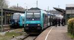 Paribus/NAH.SH/DB 245 204 mit RE 6 nach Westerland aufgenommen beim Halt in Husum.