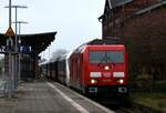 DB 245 024-5 mit dem IC 2310 nach Westerland Ausfahrt Niebüll Bhf.