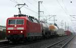 120 125-0 mit dem innovativen G�terzug aufgenommen in J�bek bei Schleswig.