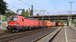 DB 193 334-0 nun mit Kisten aus dem Hafen auf dem Weg nach Maschen. HH-Harburg 18.07.2026